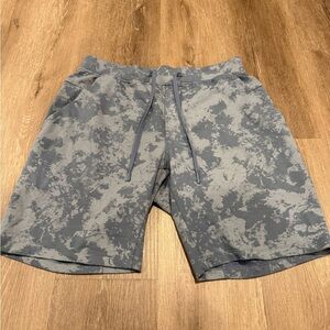 Men's casual Shorts in Blue Gray Camo